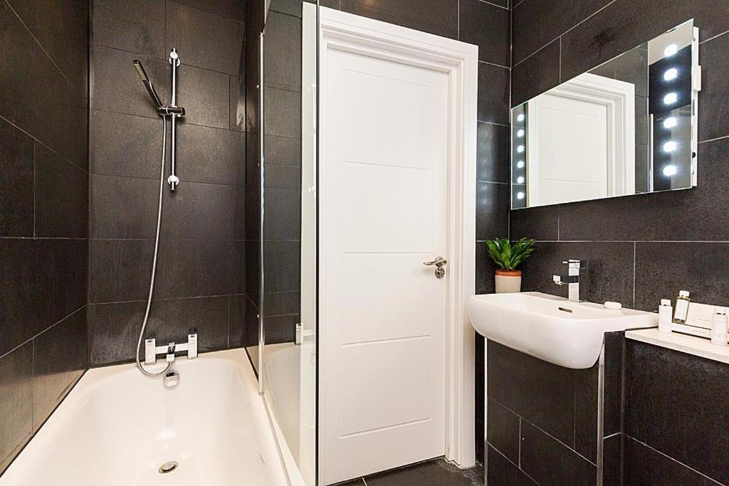 Ferienwohnung Clockwork London Flats Exterior foto